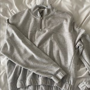 Garage cropped quarter zip